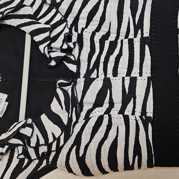 Kay Unger Zebra Patterned Mini Dress - Picture 7 of 8